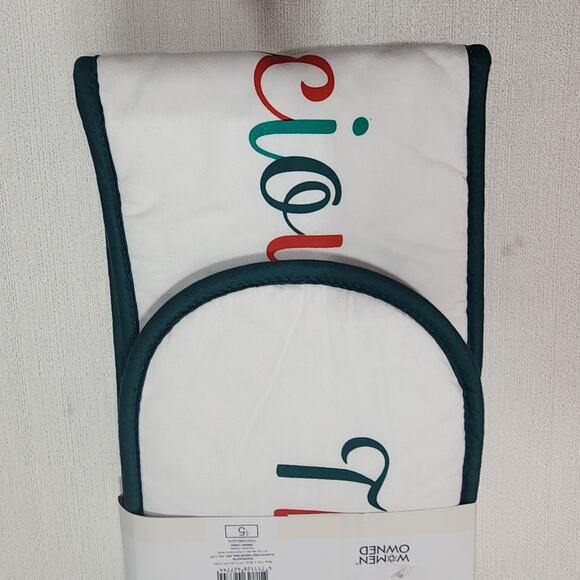 Double oven mitt ''This is going to be delicious'' measurements 7'' x 36'' - Picture 3 of 5